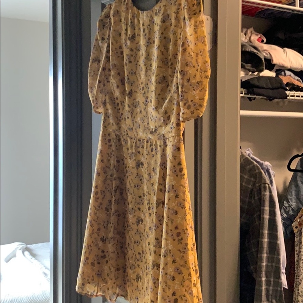 Cute yellow summer/spring dress